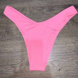 ❌SOLD❌Women’s thong bikini bottoms NWT